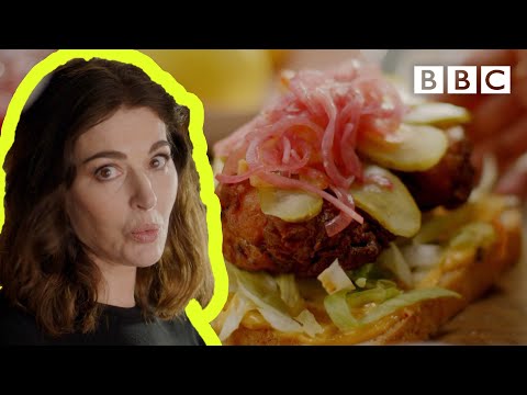 VIDEO: Nigella’s deep fried chicken sandwich recipe – BBC (Gordon Ramsay Youtube)