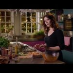 VIDEO: Nigella’s dreamy Turkish Poached Eggs – BBC (Nigella Lawson Youtube)